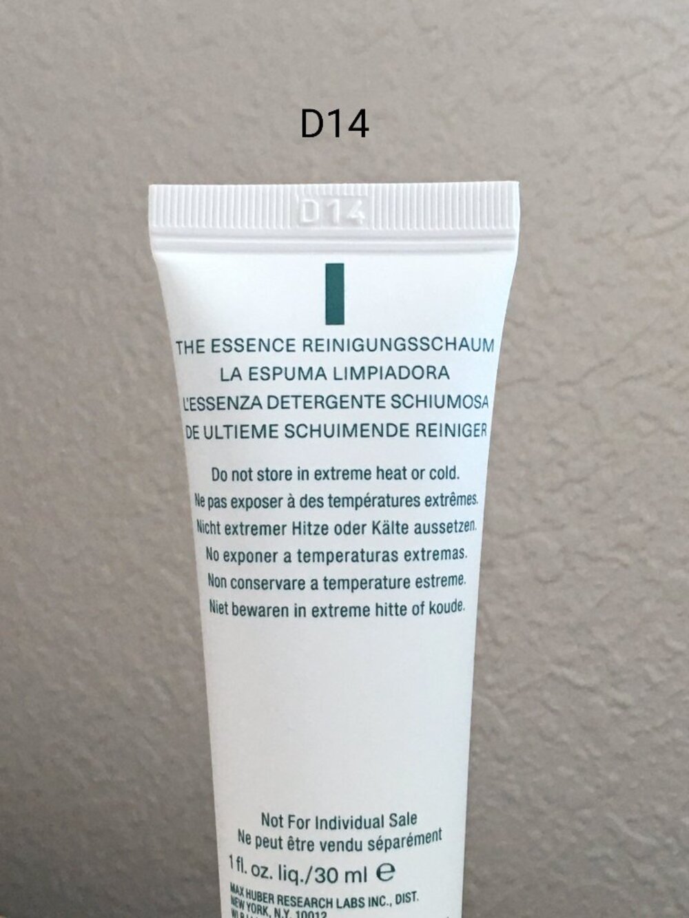 La Mer The Essence Foaming Cleanser - Picture 3 of 3